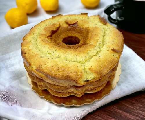 Shipper - Lemon Poppyseed Pound Cake