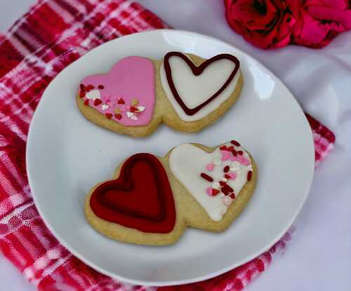 Double Heart Decorated Cookie (12)