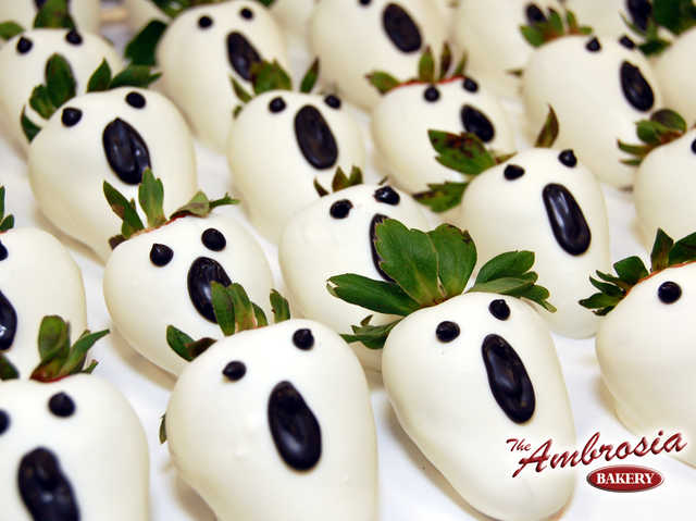 Dozen Ghostly Chocolate Dipped Strawberry's