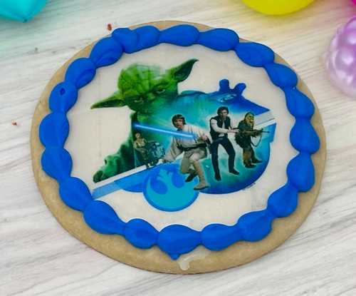 Disney Star Wars Yoda "The Force is Strong" Edible Image PhotoCake® Cookies (12 Cookies) 